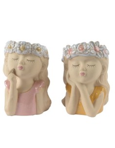 MACETA GRES NIÑA CON FLORES L10.4XW11.2XH16.7CM