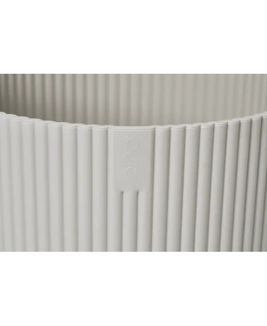 Maceta Vibes Fold Round Mini 14 cm Blanco  Moderna y Elegante para Plantas Pequeñas | Endanea Garden